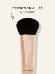 maneaterâ„¢ silk stick brush