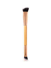 dark circle defense™ corrector brush